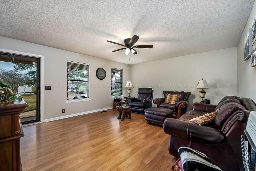 1139 Sanders Road Jasper, AL 35504 - Photo 4 of 28 Gallery Image 4