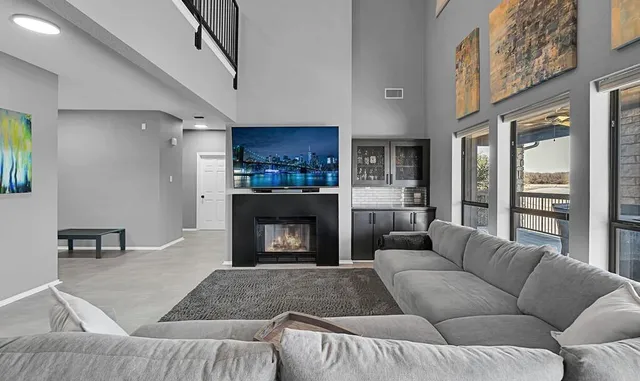 $285,000 | 27102 Meadowmore Court, Unit 104, Whitney, TX 76692