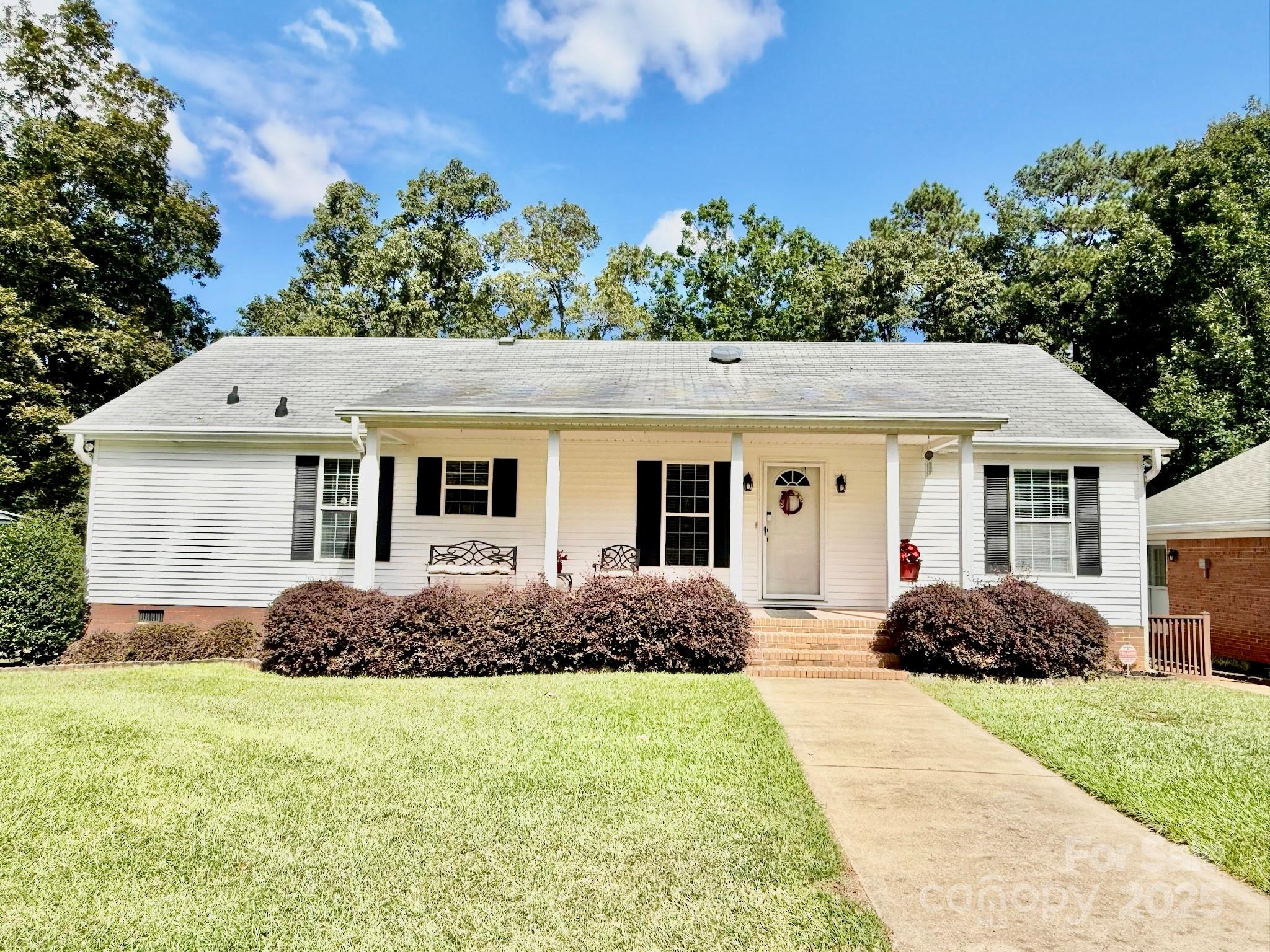 1886 Lake Road Ridgeway, SC 29130 - Photo 32 of 43 Gallery Image 32