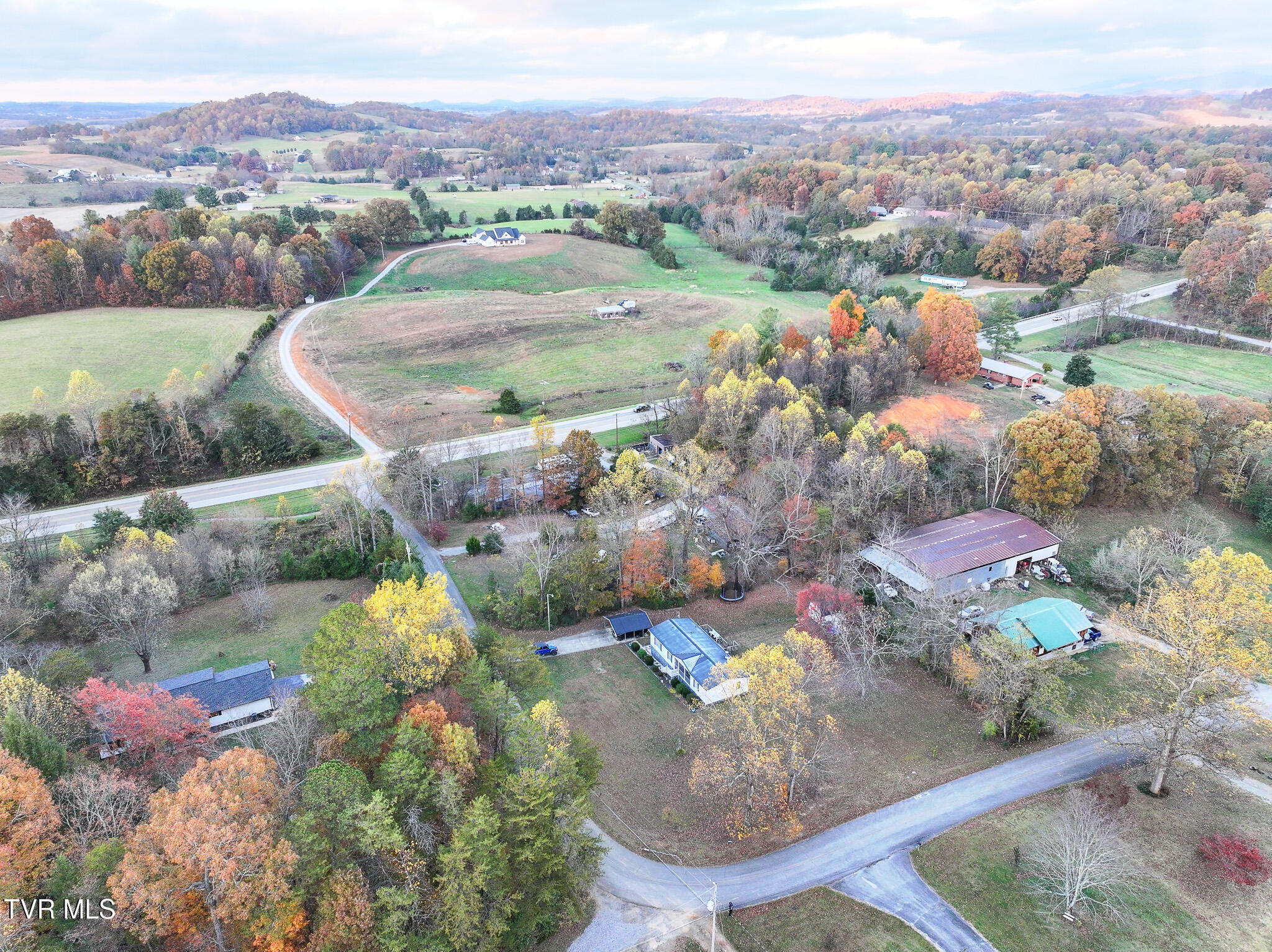 114 Paul Mathes Road Chuckey, TN 37641 - Photo 4 of 38 Done