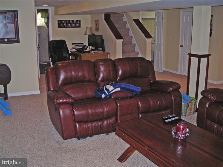 2062 Fortune Road Glenside, PA 19038 - Photo 19 of 25 Family Room