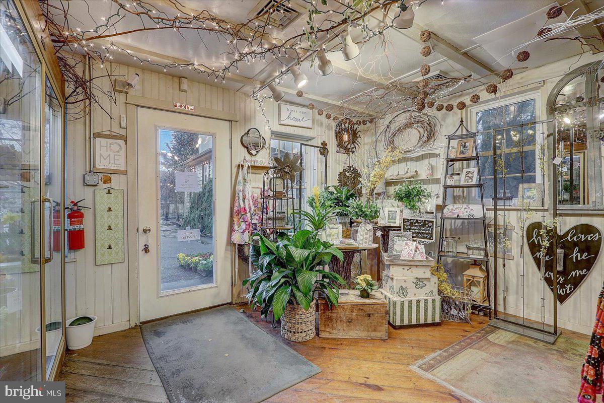 1525 Limekiln Pike Dresher, PA 19025 - Photo 35 of 52 a view of path along with seating area