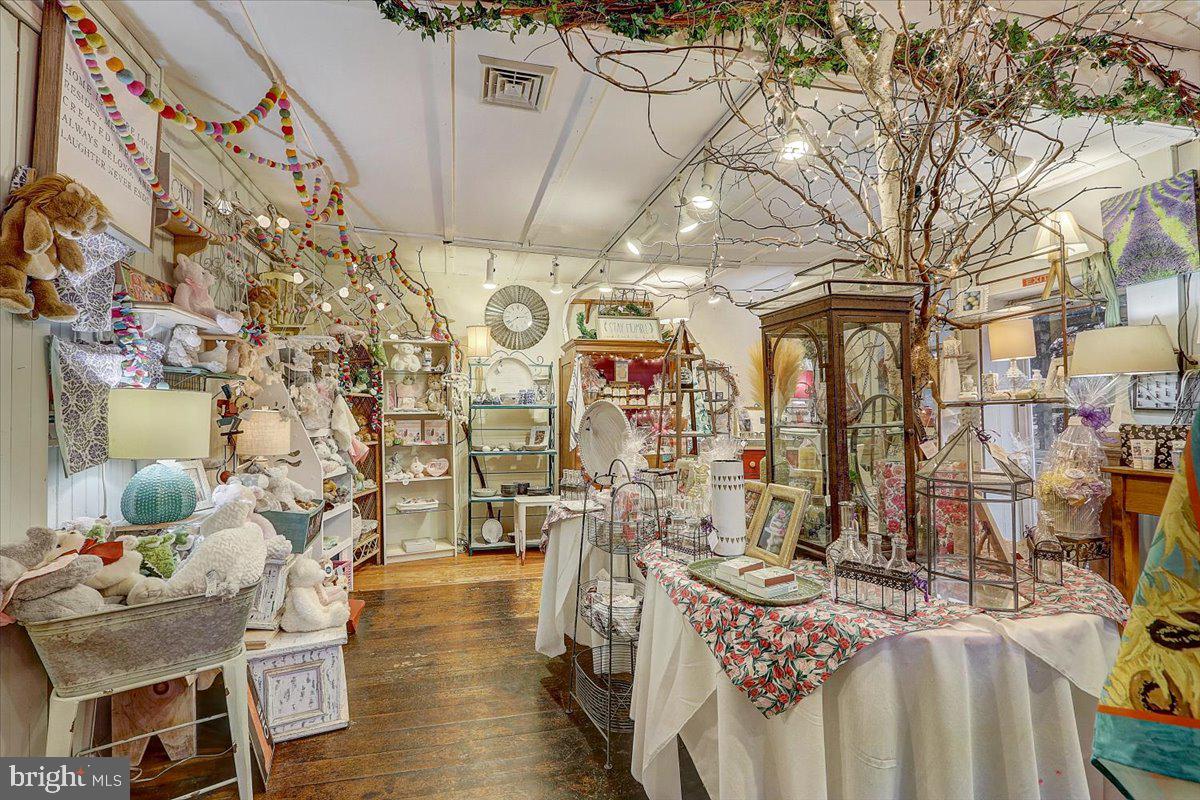 1525 Limekiln Pike Dresher, PA 19025 - Photo 38 of 52 a view of steet corner