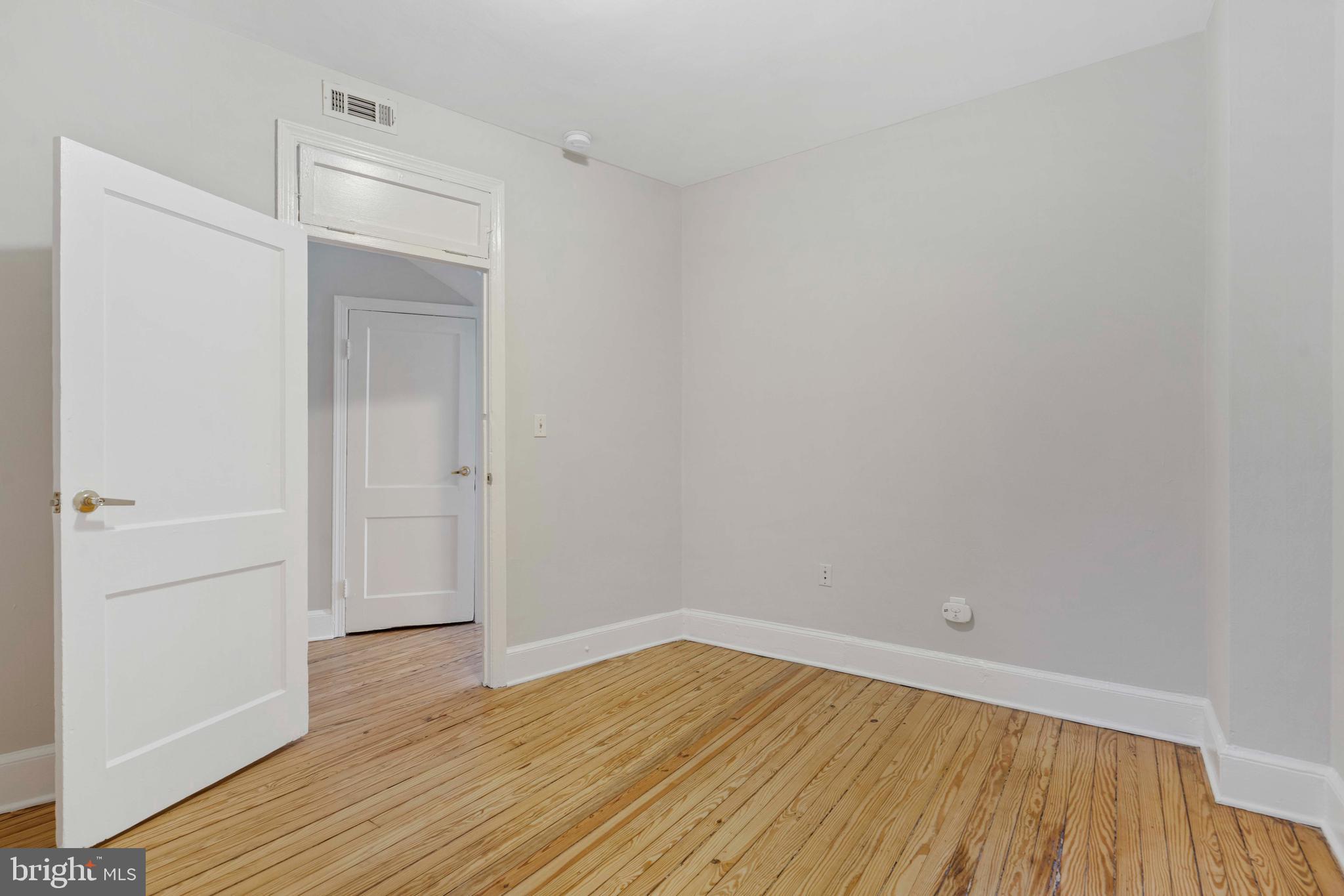 1221 D Street Northeast Washington, DC 20002 - Photo 22 of 31