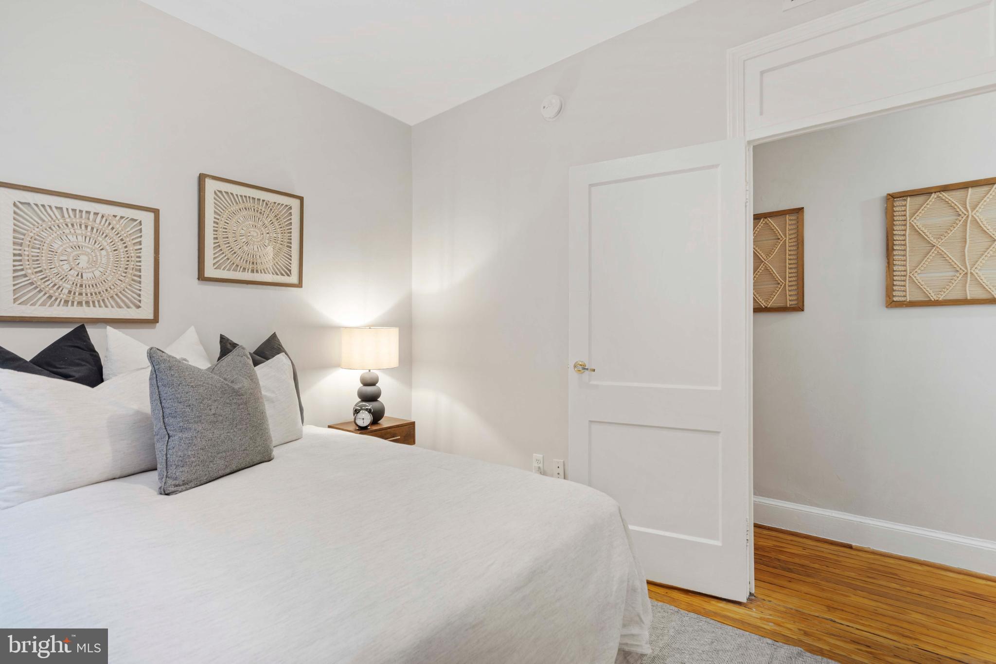1221 D Street Northeast Washington, DC 20002 - Photo 10 of 31