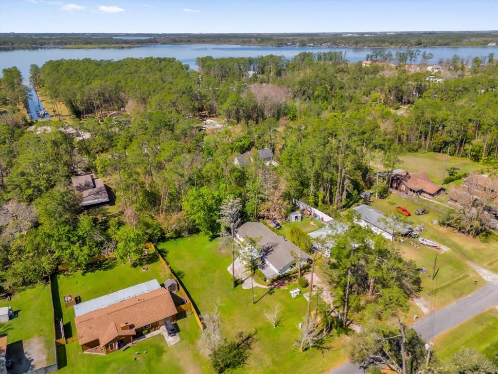 13128 Devonshire Road Orlando, FL 32832 - Photo 2 of 26