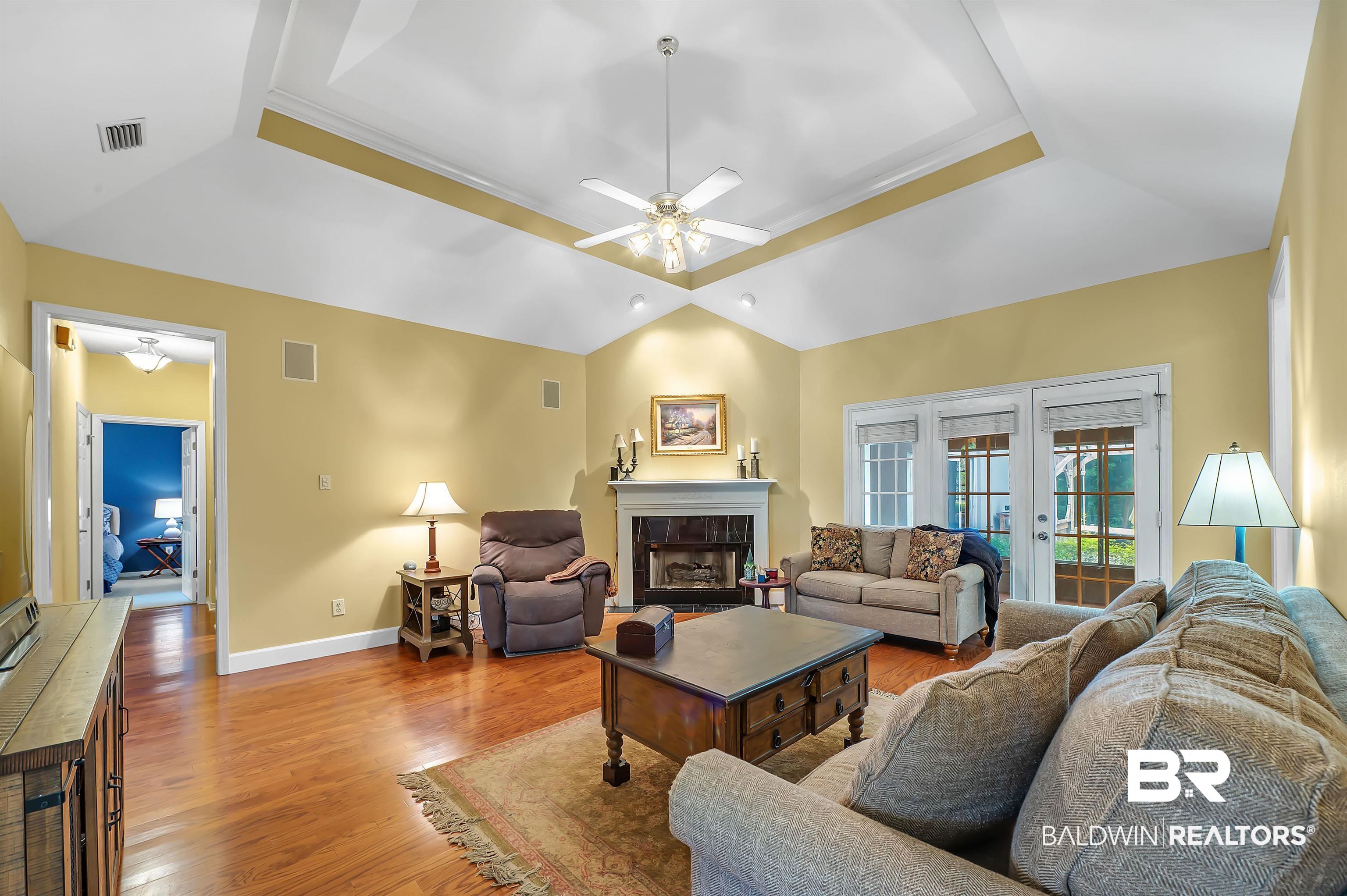 8963 North Court Daphne, AL 36527 - Photo 15 of 29 Living Room