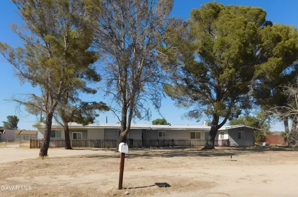 $150,000 | 16873 Alexander Avenue, North Edwards, CA 93523