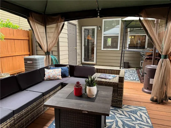 $2,300 | 1613 Bayrose Circle, East Point, GA 30344