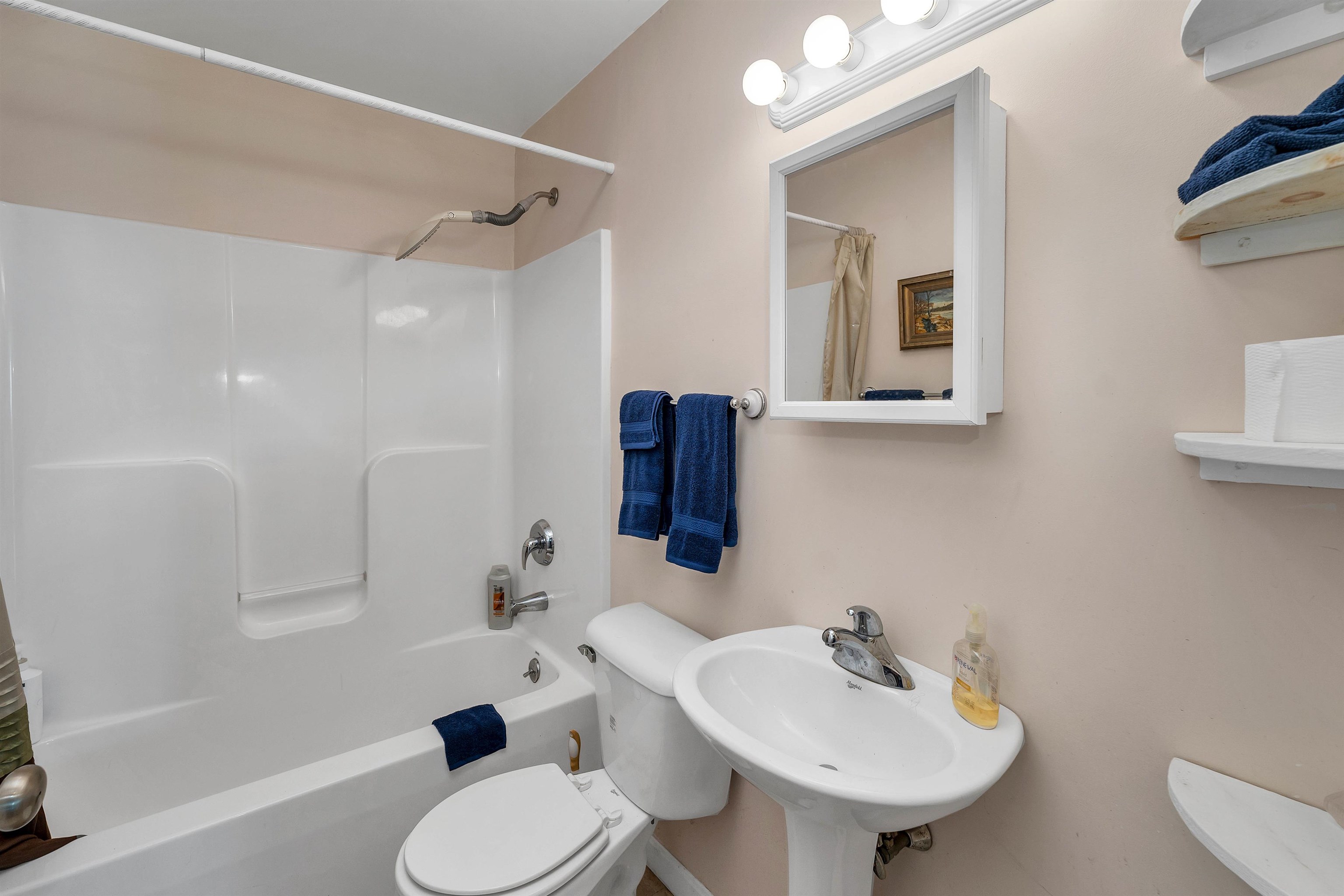 196 Ledge Hill Road Tuftonboro, NH 03816 - Photo 32 of 54 Gallery Image 32