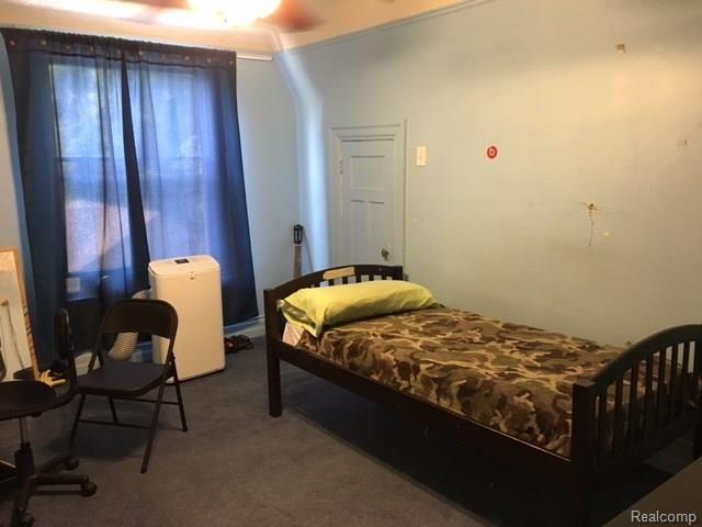 110 Atkinson Street Detroit, MI 48202 - Photo 17 of 18 110 Atkinson- Bed 2.JPG