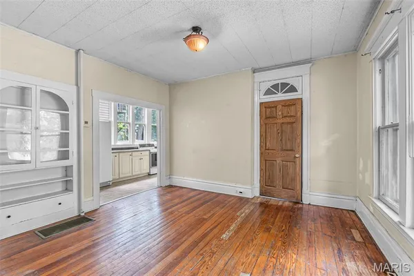 $280,000 | 325 North Lorimier Street, Cape Girardeau, MO 63701