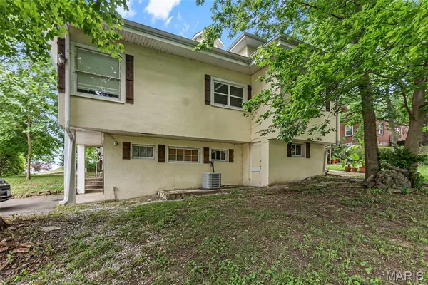 $280,000 | 325 North Lorimier Street, Cape Girardeau, MO 63701