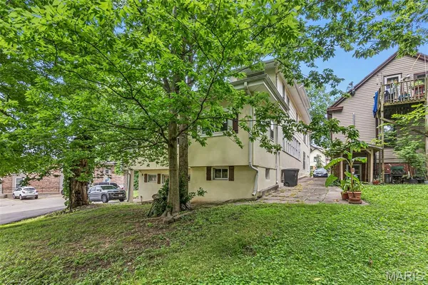 $280,000 | 325 North Lorimier Street, Cape Girardeau, MO 63701