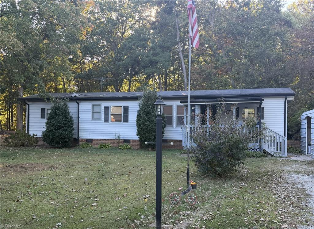 4869 Old Edgar Road Sophia, NC 27350 - Photo 2 of 22