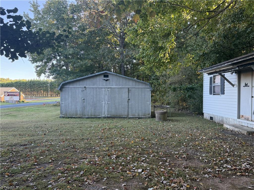 4869 Old Edgar Road Sophia, NC 27350 - Photo 6 of 22
