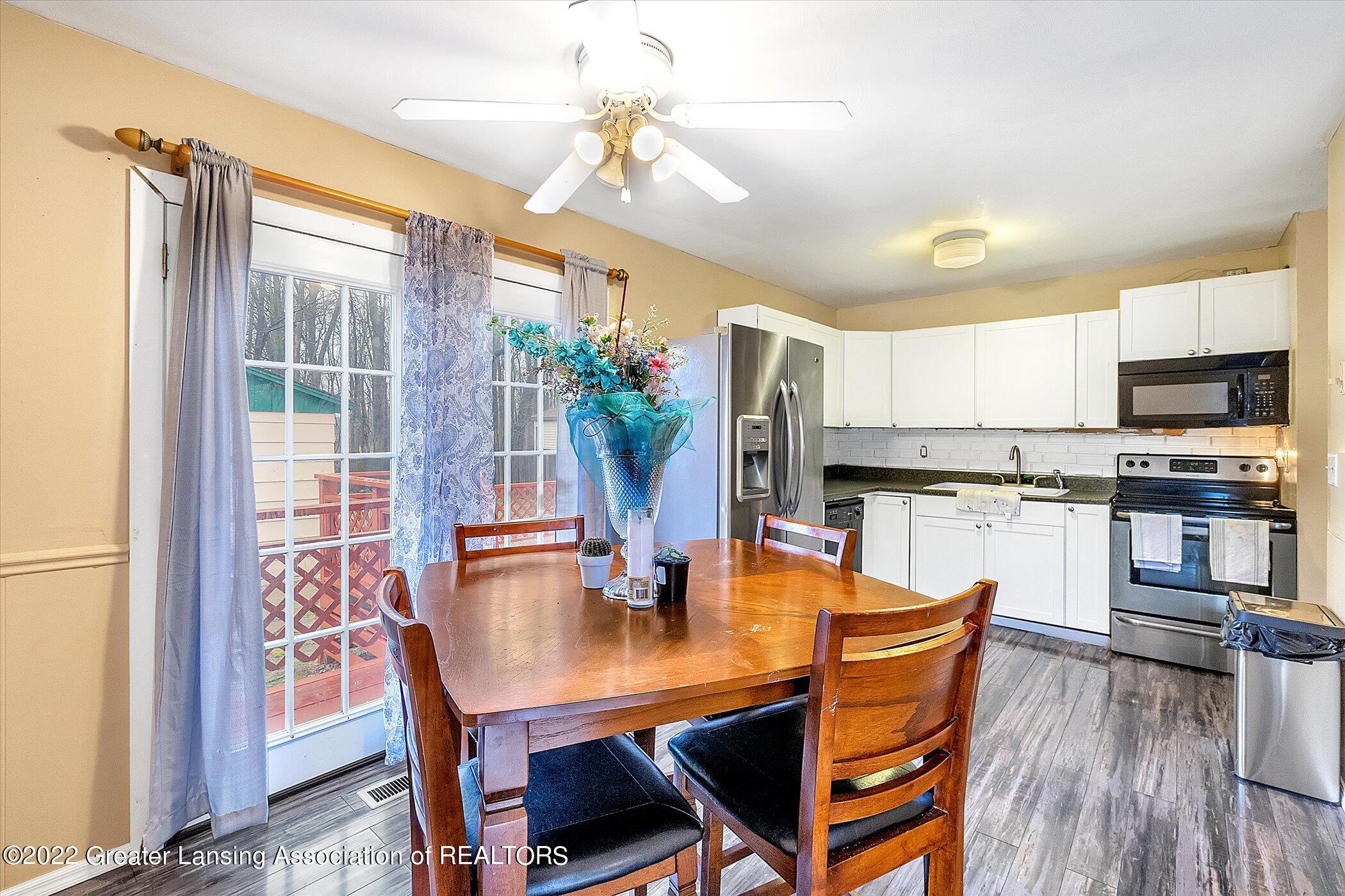 3100 Sunderland Road Lansing, MI 48911 - Photo 9 of 34 09-3100-Sunderland-Rd-WindowStill-Real-E
