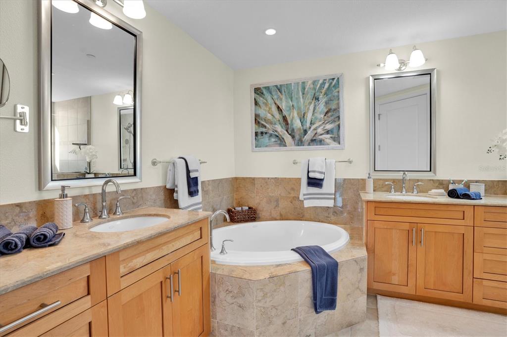 331 Cleveland Street, Unit 1501 Clearwater, FL 33755 - Photo 14 of 37