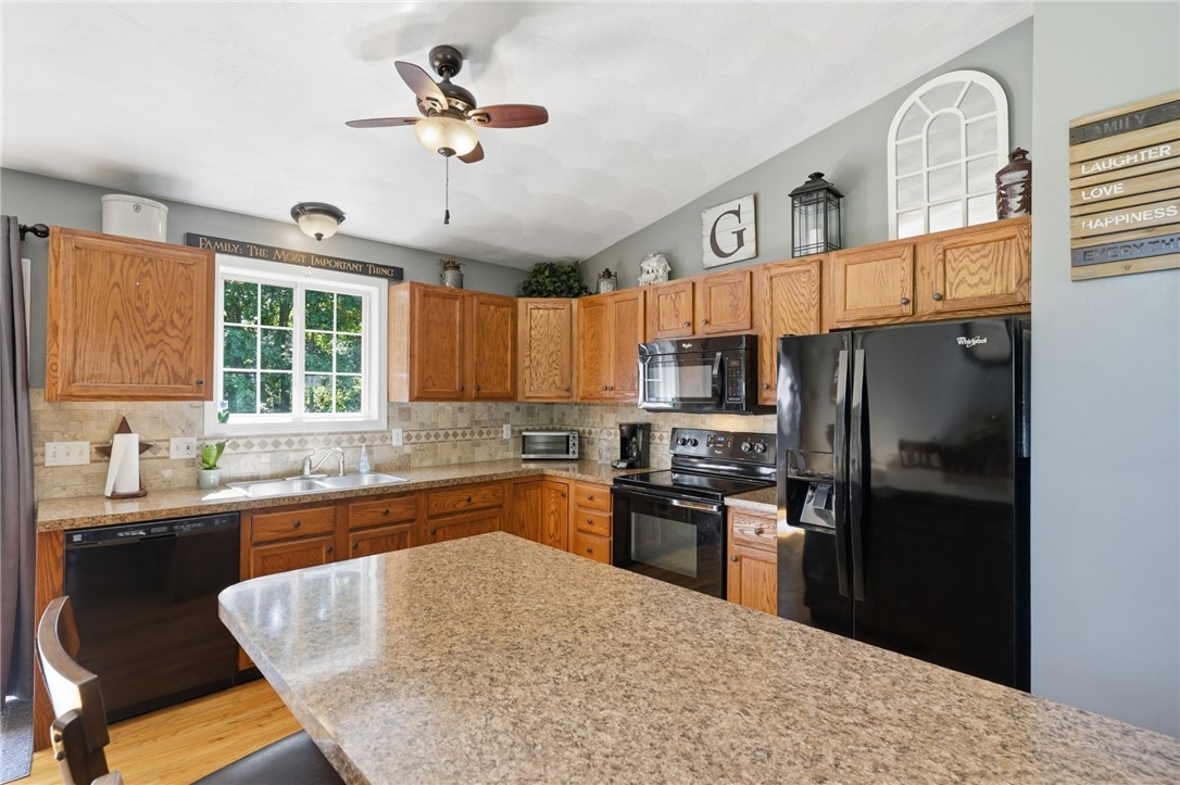 3 Cote Court Coventry, RI 02816 - Photo 11 of 34