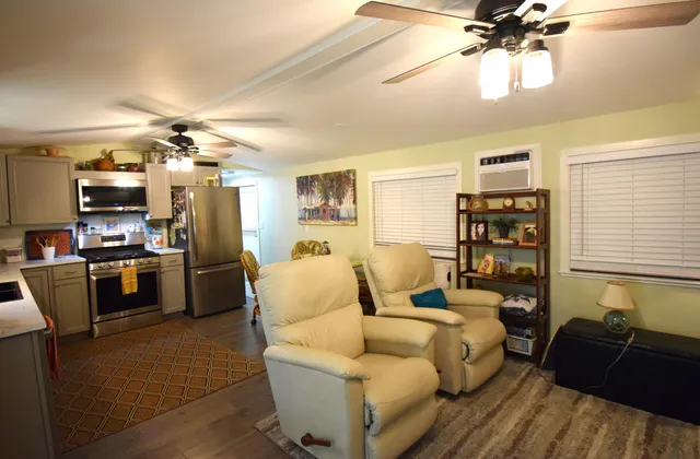 $375,000 | 6800 Maloney Avenue, Unit 12, Stock Island, FL 33040