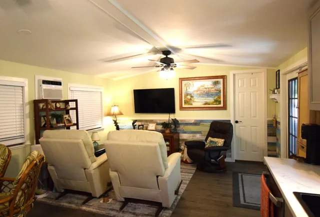 $375,000 | 6800 Maloney Avenue, Unit 12, Stock Island, FL 33040