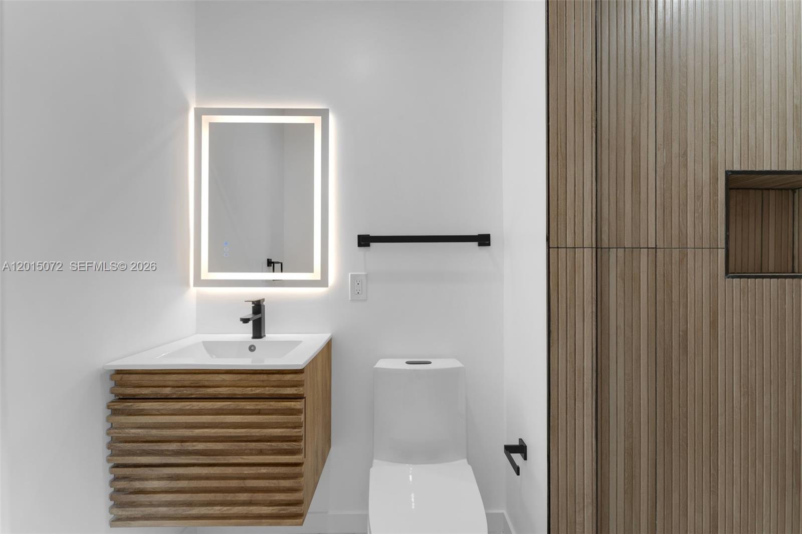 3250 Southwest 68th Avenue Miami, FL 33155 - Photo 14 of 29 Gallery Image 14