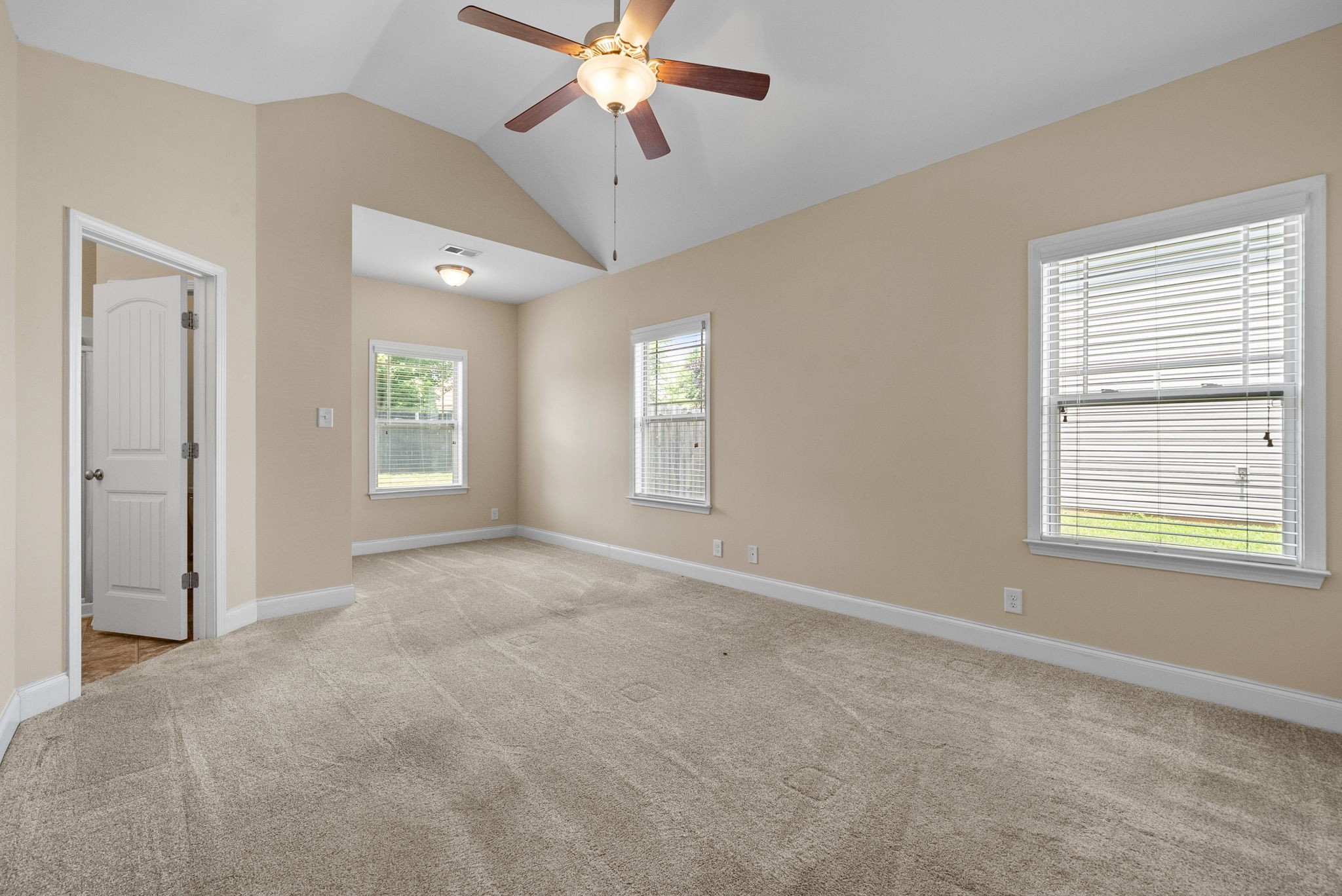 2336 Pea Ridge Road Clarksville, TN 37040 - Photo 8 of 17 a view of an empty room with a window