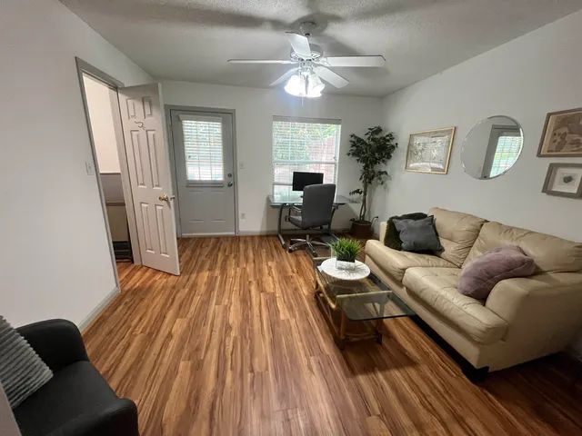 $233,999 | 2924 Cross Creek Court, Tallahassee, FL 32301