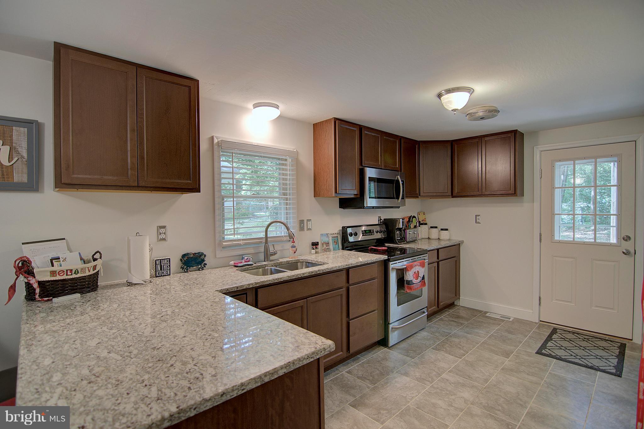 1134 Calvert Beach Road St. Leonard, MD 20685 - Photo 12 of 27 Kitchen