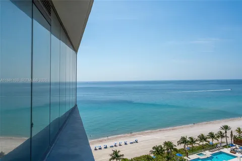$2,699,900 | 18975 Collins Avenue, Unit 1104, Sunny Isles Beach, FL 33160