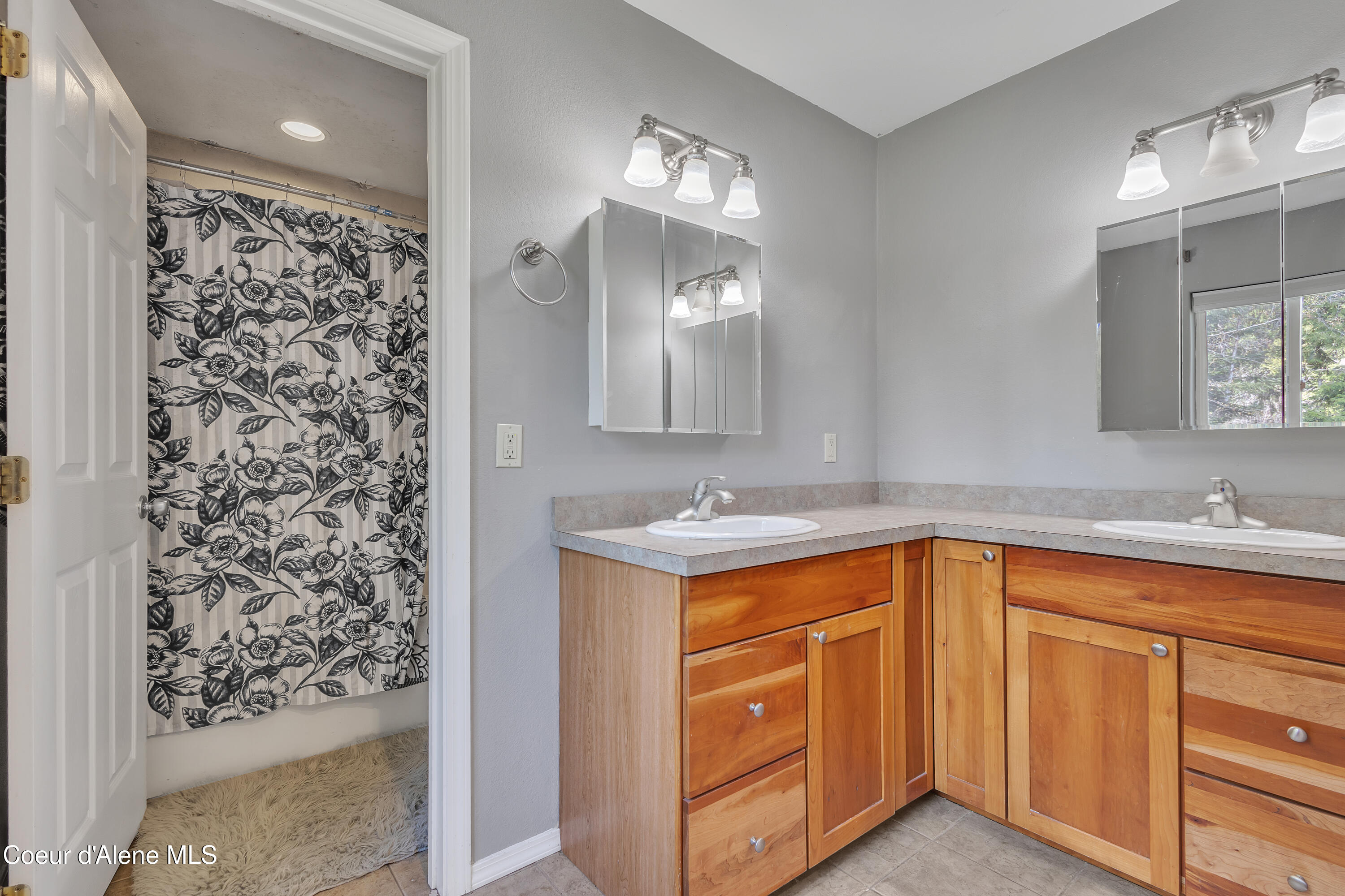 458 Kirby Mountain Road Hope, ID 83836 - Photo 18 of 48 IMG_0349