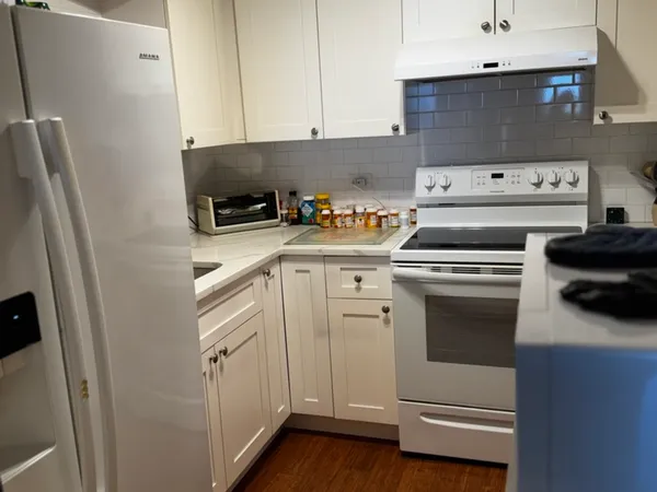 $160,000 | 2333 North Neva Avenue, Unit 404C, Chicago, IL 60707