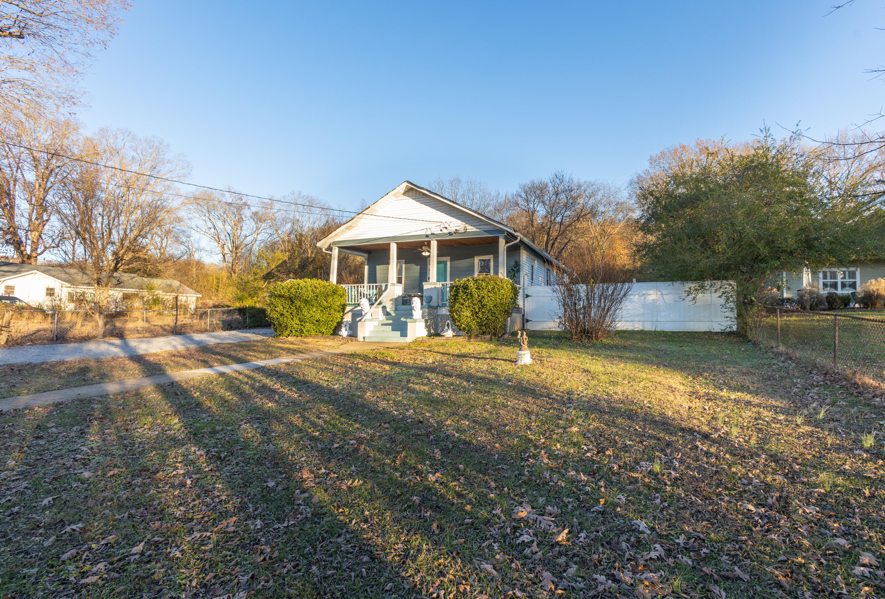 3220 Redding Road Chattanooga, TN 37415 - Photo 3 of 33 redding-04