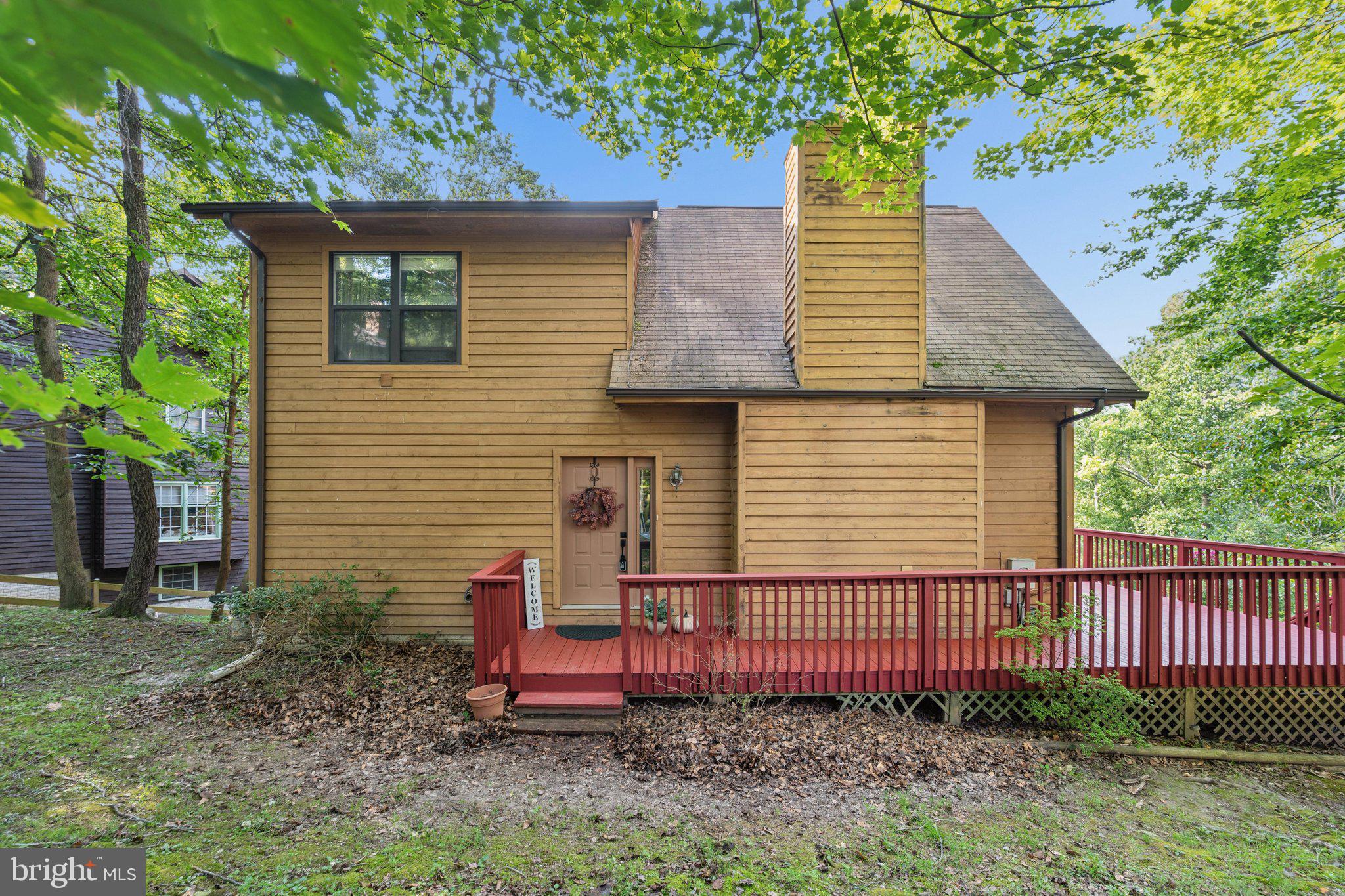 6739 West Lakeridge Road New Market, MD 21774 - Photo 2 of 77 Exterior Side