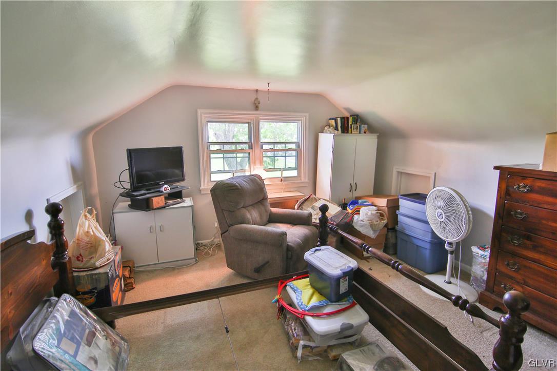3118 Cherryville Road Northampton, PA 18067 - Photo 14 of 23 2nd large bedroom upstairs - believed to have HW f