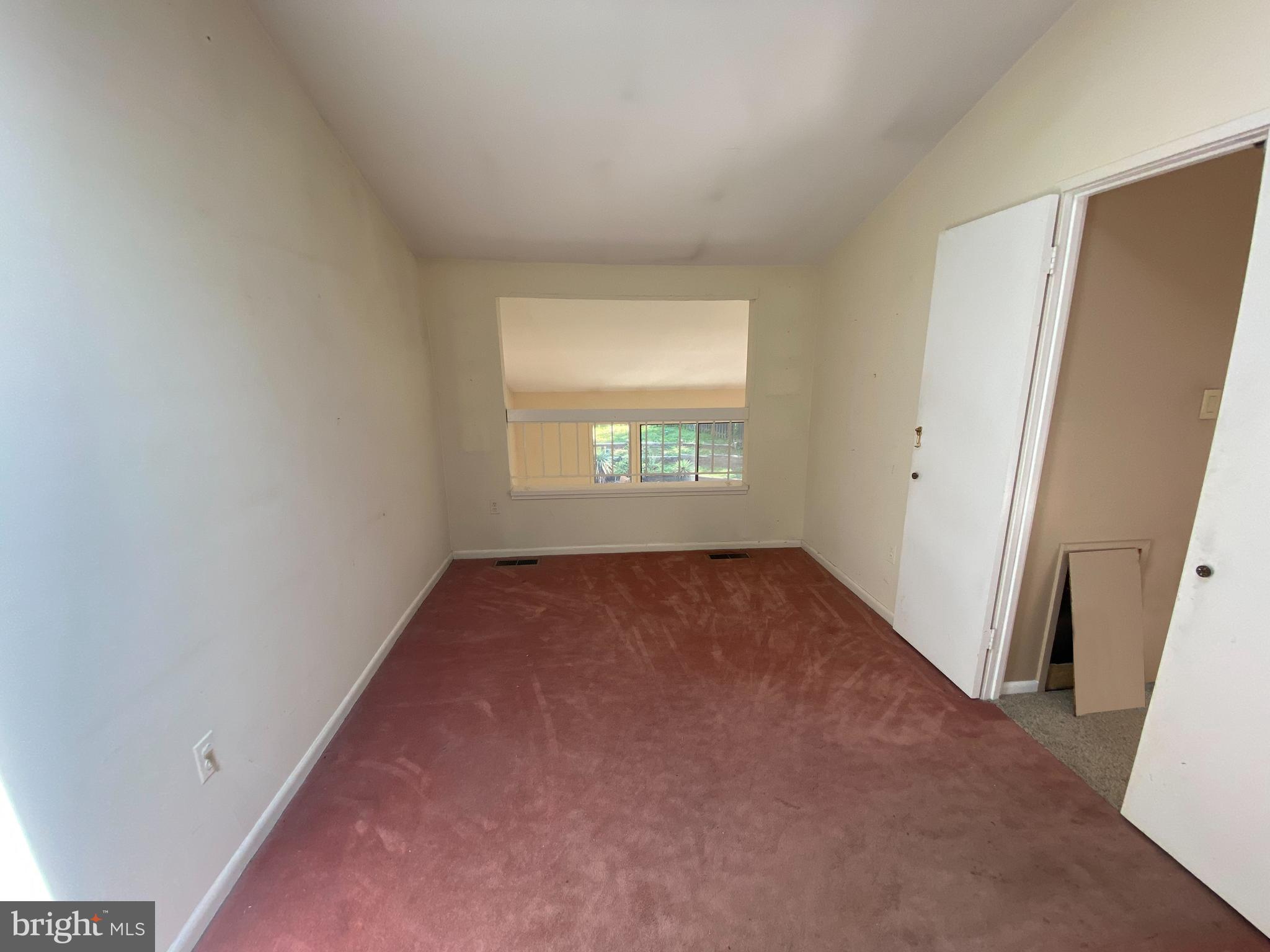 11125 Korman Drive Potomac, MD 20854 - Photo 12 of 19