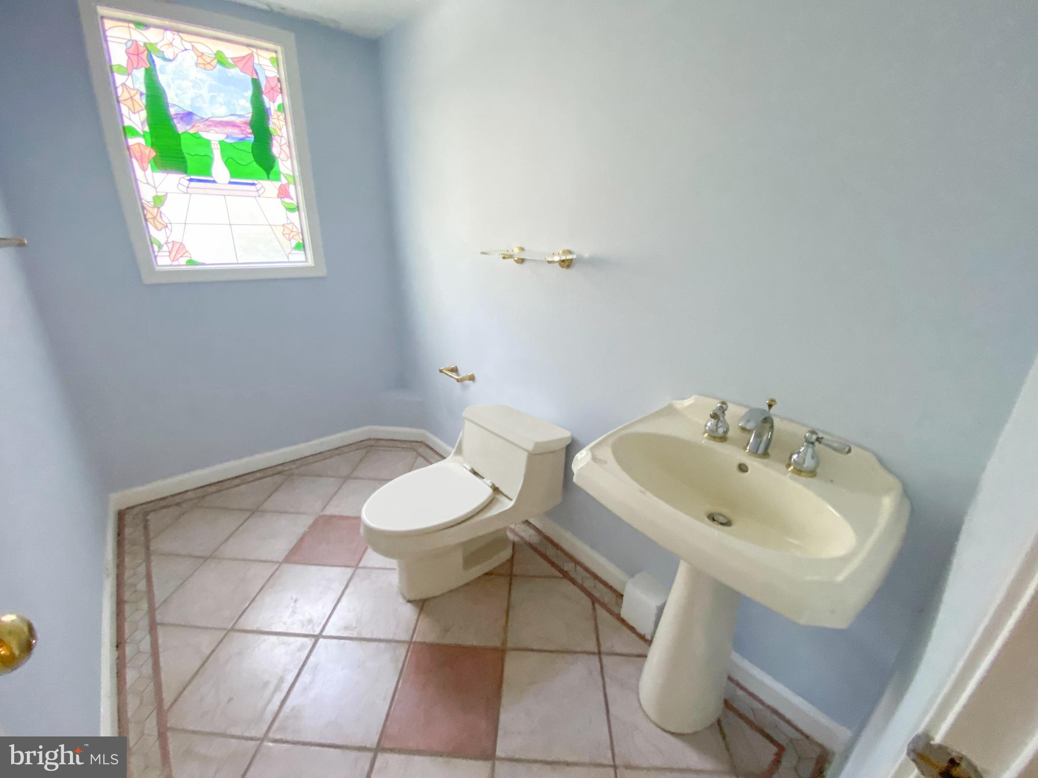 11125 Korman Drive Potomac, MD 20854 - Photo 15 of 19