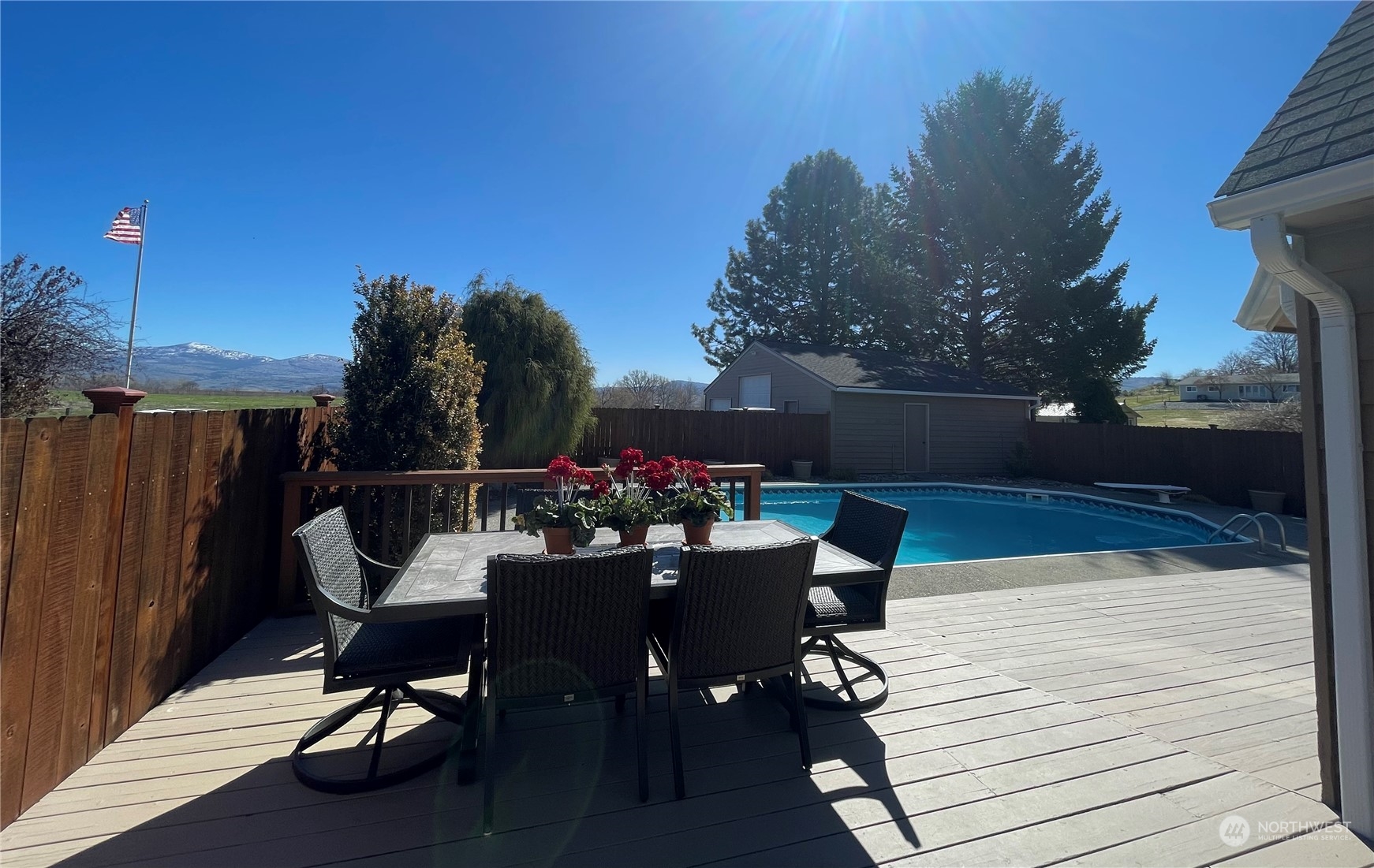14 Pogue Road Okanogan, WA 98840 - Photo 6 of 40 a view of a chairs and table on the terrace