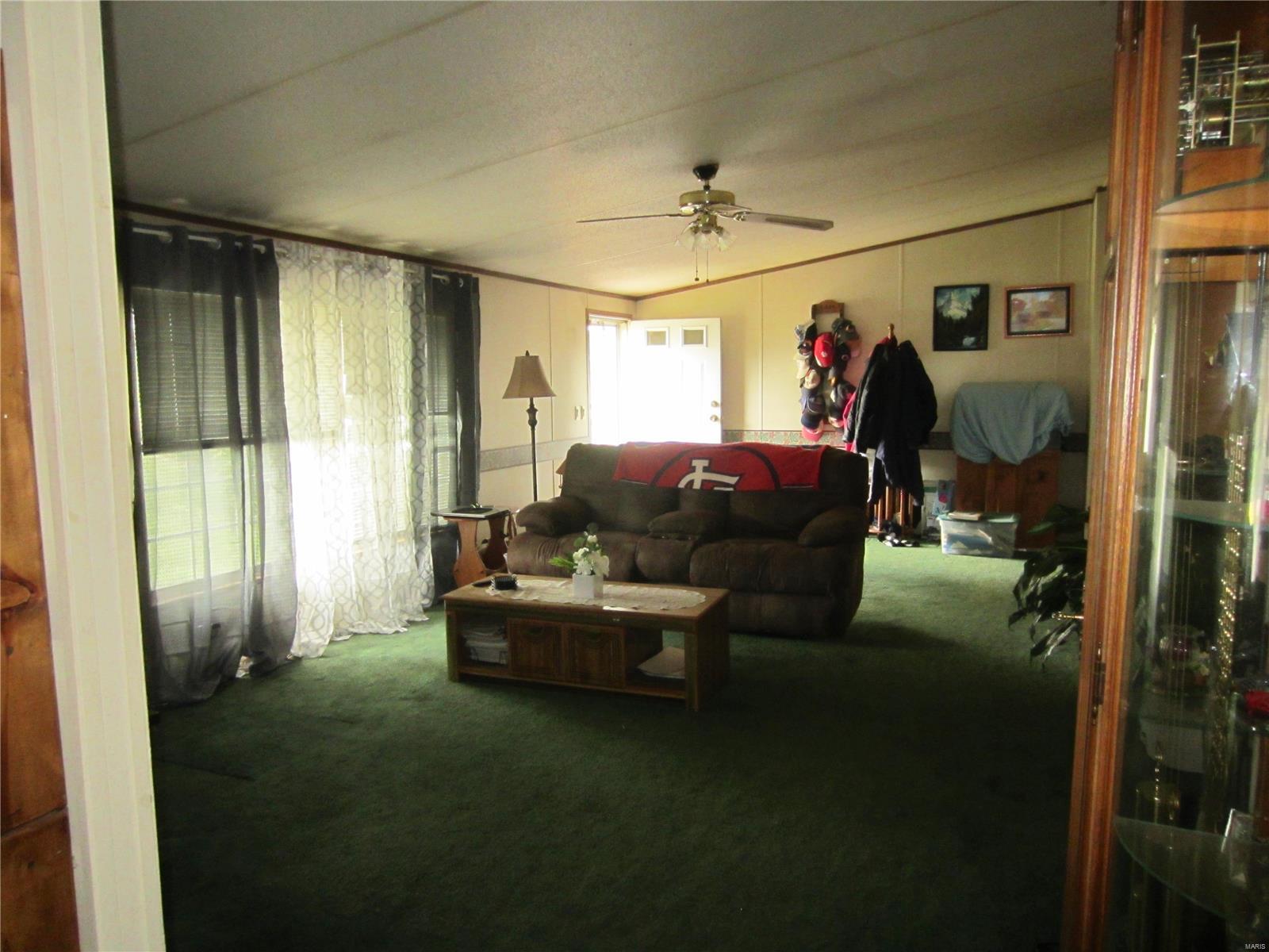 20472 Croxford Road Grafton, IL 62037 - Photo 2 of 54