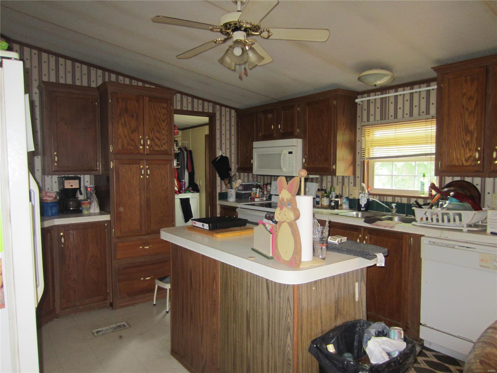 20472 Croxford Road Grafton, IL 62037 - Photo 14 of 54
