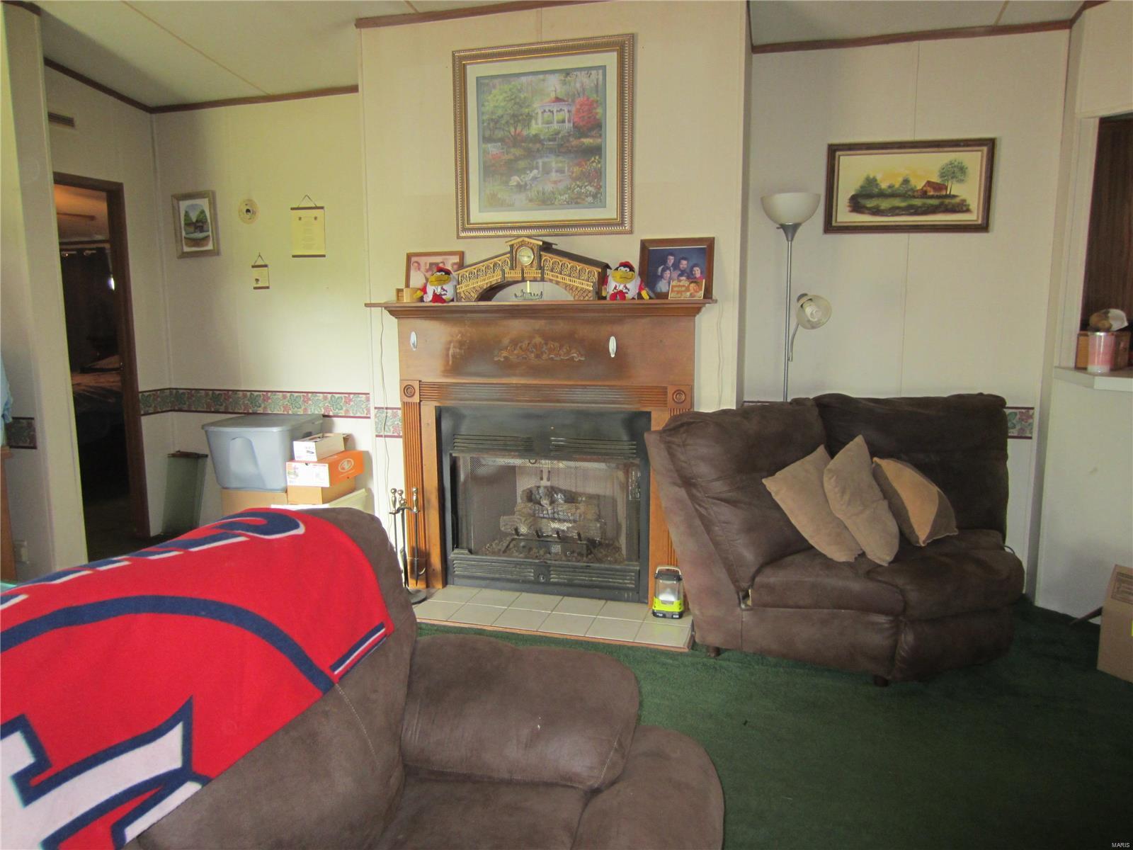 20472 Croxford Road Grafton, IL 62037 - Photo 7 of 54