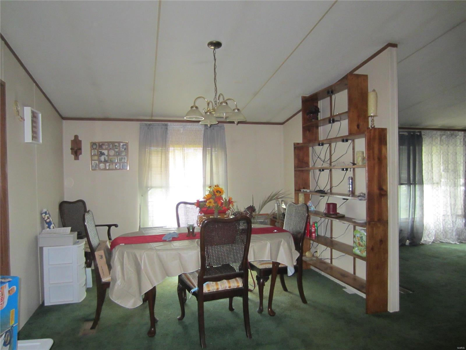 20472 Croxford Road Grafton, IL 62037 - Photo 9 of 54