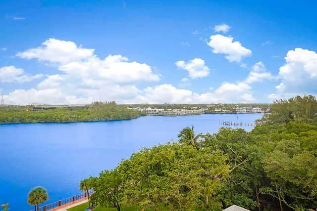 $570,000 | 2121 North Ocean Boulevard, Unit 806W, Boca Raton, FL 33431