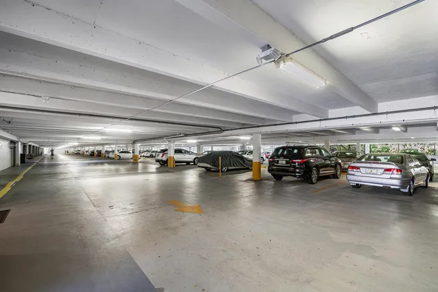 $570,000 | 2121 North Ocean Boulevard, Unit 806W, Boca Raton, FL 33431