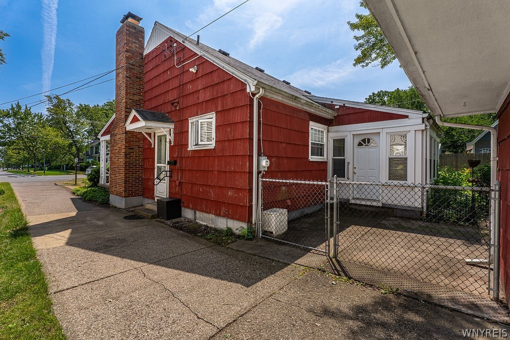 924 Delaware Road Tonawanda, NY 14217 - Photo 28 of 35