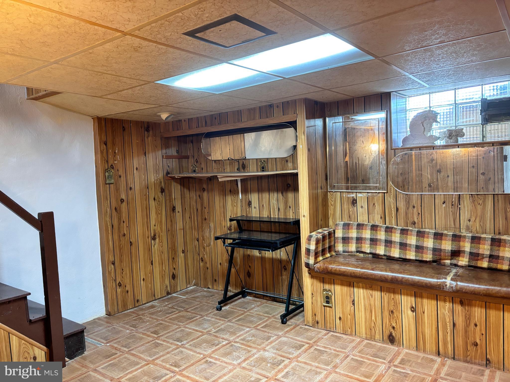 7327 Belden Street Philadelphia, PA 19111 - Photo 12 of 17