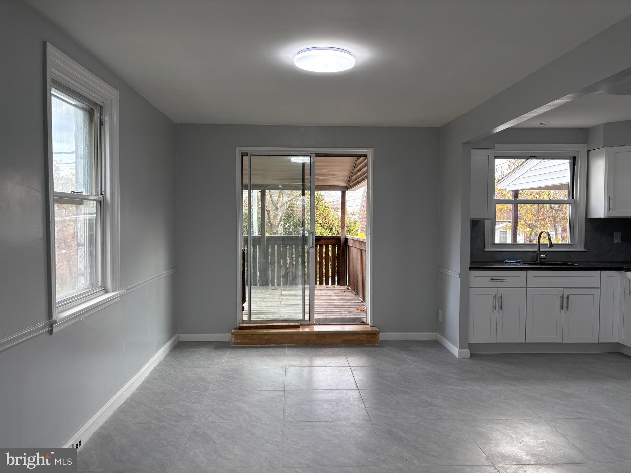 7327 Belden Street Philadelphia, PA 19111 - Photo 4 of 17