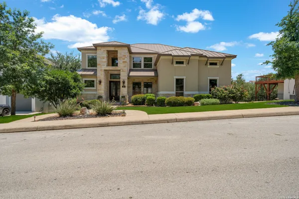 $1,250,000 | 310 Majestic Bluff, San Antonio, TX 78258