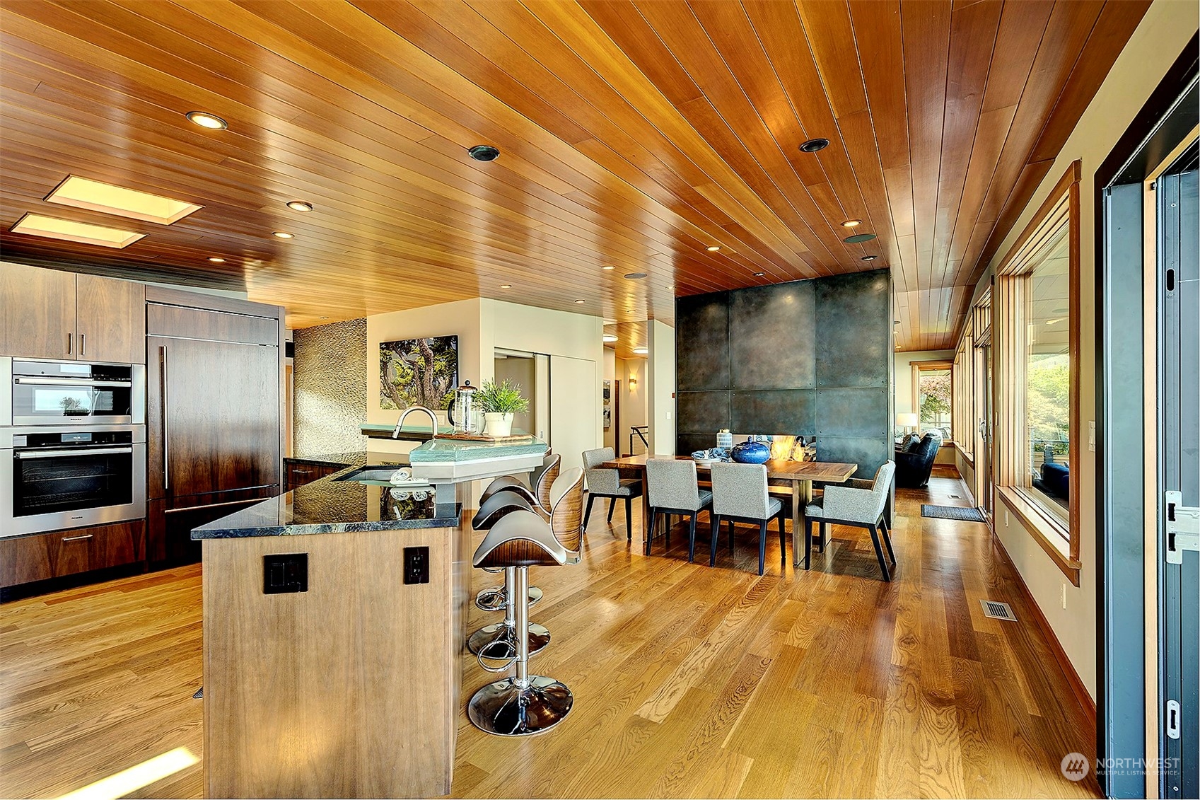 16902 Talbot Road Edmonds, WA 98026 - Photo 13 of 38 a lobby with furniture and wooden floor