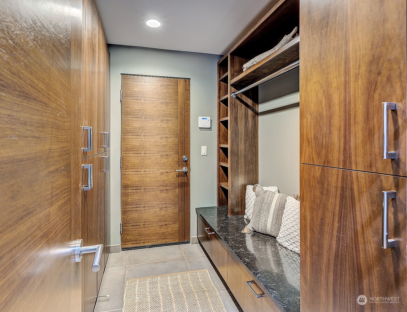16902 Talbot Road Edmonds, WA 98026 - Photo 20 of 38 a view of bathroom with shower